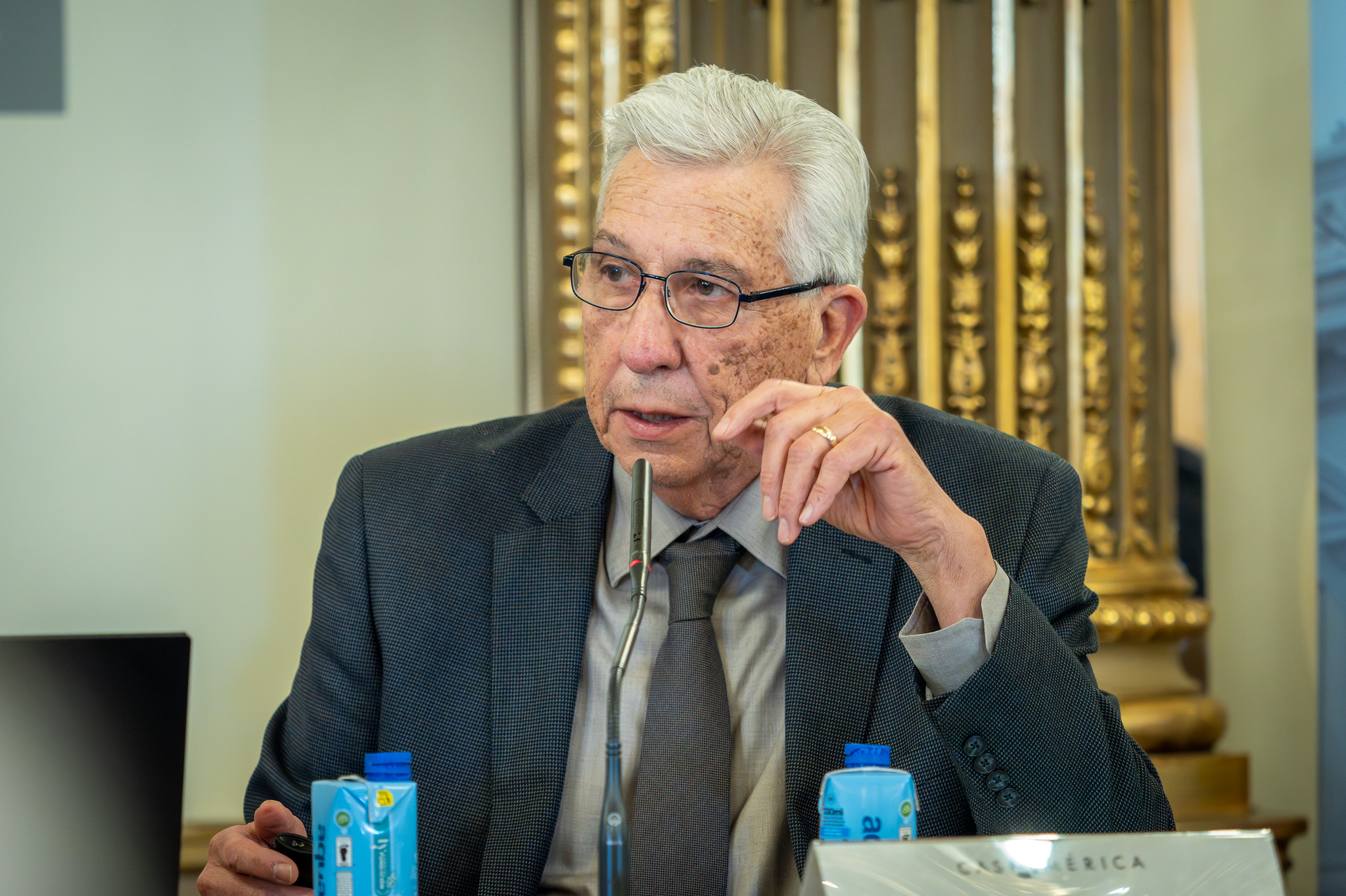 📚🇺🇸 Puedes ver en nuestro canal de YouTube las dos jornadas de 'El legado de España en Norteamérica'.

Ya puedes ver el encuentro celebrado en dos jornadas a propósito del 250 aniversario de la Declaración de Independencia de los Estados Unidos (1776-2026) y del 500 aniversario de la Escuela de Salamanca. A partir del paralelismo entre ambos hitos, se reflexiona sobre la influencia de pensadores como Francisco de Vitoria y Francisco Suárez en la formulación de principios como la libertad, los derechos subjetivos y la resistencia frente a la tiranía.

A lo largo de las dos sesiones, especialistas de distintos ámbitos abordaron el legado intelectual, jurídico e histórico de España en Norteamérica, la ayuda española a la independencia estadounidense y la evolución del hispanismo, poniendo en diálogo historia, pensamiento político y memoria compartida.

�👥 Con León de la Torre, Fernando Prieto, Eduardo Garrigues, José Manuel Guerrero, Beatriz Paredes, Ricardo Rivero, Jaime de Olmedo, José de la Puente, Alfonso Martínez de Irujo, Patricia Fernández Lorenzo, Vicente López Ibor y Gabriel Meléndez.�
🤝 Con @spain_usa, @iberdrola y Capítulo de Toledo.

📺 Video completo, enlace en la biografía.