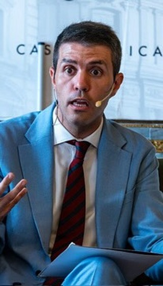 📚 Así fue la presentación del libro ‘La implosión de las monarquías española y portuguesa y el nacimiento de los nuevos estados-nación iberoamericanos’.

👥 Participaron Moisés Morera, Tomás Pérez Vejo, Manuel Andreu Gálvez, Manuel Lucena Giraldo y Mirian Galante Becerril.