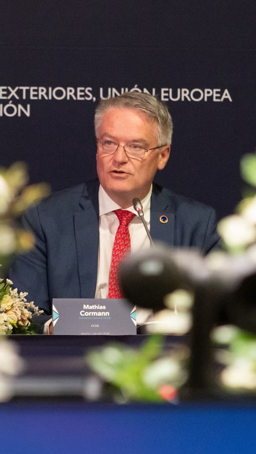 🌎 El Diálogo ministerial OCDE-América Latina y el Caribe reunió en Casa de América a representantes institucionales para reflexionar sobre el futuro de la cooperación entre la OCDE y la región, en un contexto internacional marcado por grandes transformaciones geopolíticas, económicas y sociales.

La jornada puso el foco en el fortalecimiento de una alianza estratégica, el desarrollo de mejores políticas públicas y el papel de América Latina y el Caribe en los desafíos del siglo XXI.

👥 Apertura y clausura con José Manuel Albares (@jmalbares) y Mathias Cormann.
🤝 Con @exteriores.maec y @the_oecd.