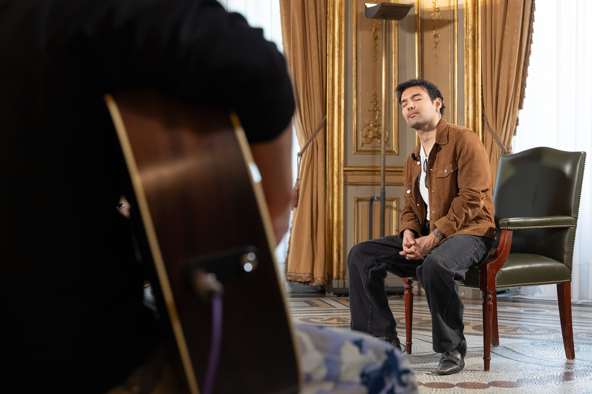 📺 Conversaciones para el verano.

El cantante peruano @eziooliva conversa con @j_somoano en un nuevo episodio de @conversatorios_tve, donde repasa su trayectoria musical, su proceso creativo y la proyección internacional de la música peruana.

📺 Puedes ver el programa completo en RTVE Play.