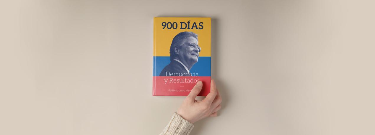 900 días. Democracia y Resultados